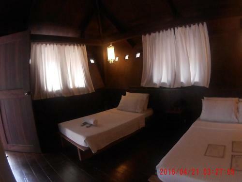 Hostal Boracay Pito Huts