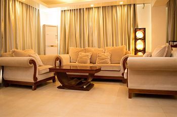 Golden Phoenix Hotel