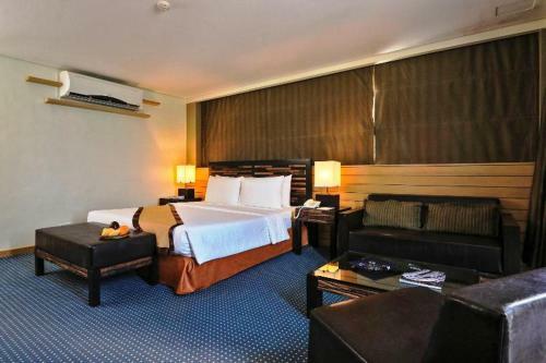 Boracay Sands Hotel