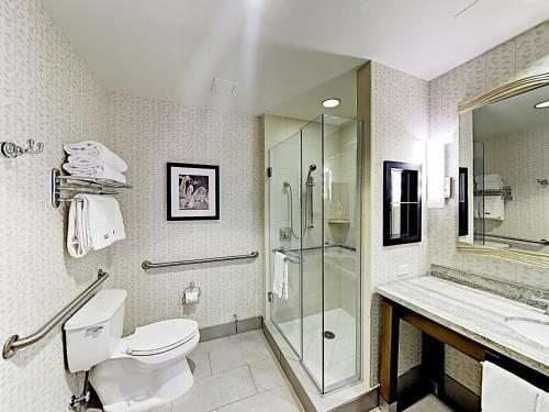 Hotel New Listing! Riverfront Resort Studio With Heated Pool - Gondola To Slopes!
