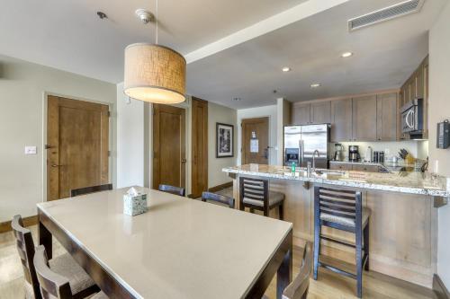 Apartamento Riverfront Studio And Resort