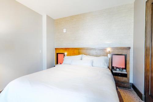 Apartamento Riverfront Studio And Resort