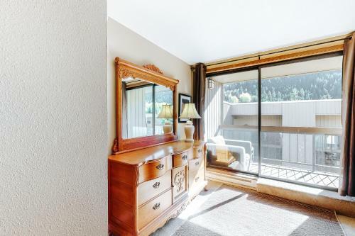 Sunriver Mountain Getaway