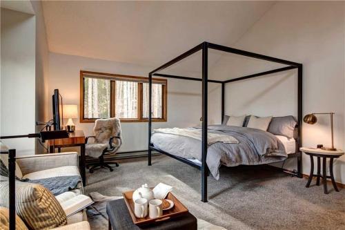 Amerind 9 Townhouse