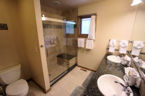 Bear Mountain Chalet