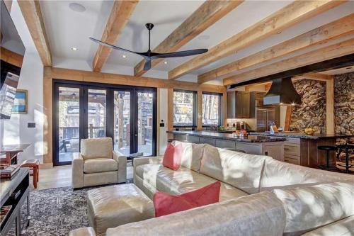 Arrow Darrow Home