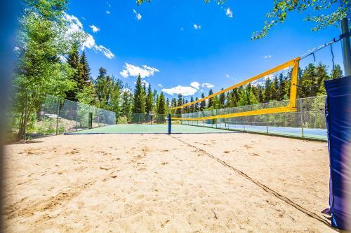 Ski & Racquet Club Condo Cg4