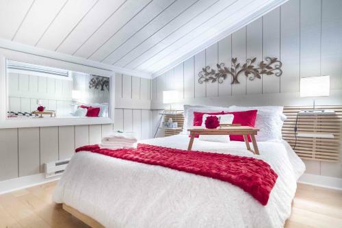 Eat, Sleep. Ski. Repeat!