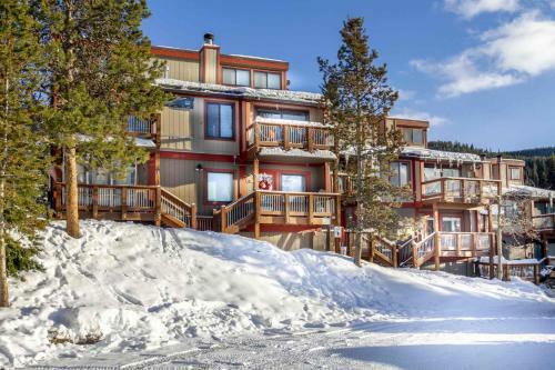 Eat, Sleep. Ski. Repeat!