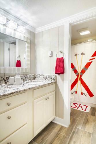 Eat, Sleep. Ski. Repeat!