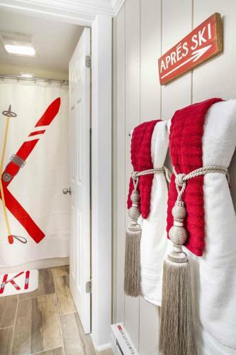 Eat, Sleep. Ski. Repeat!