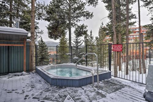 Apartamento Breck Condo With Shared Hot Tub Walk To Slopes!