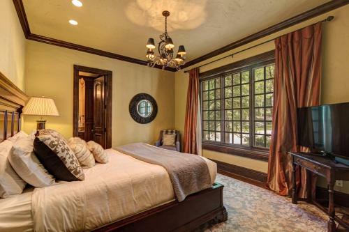 Gold King Retreat