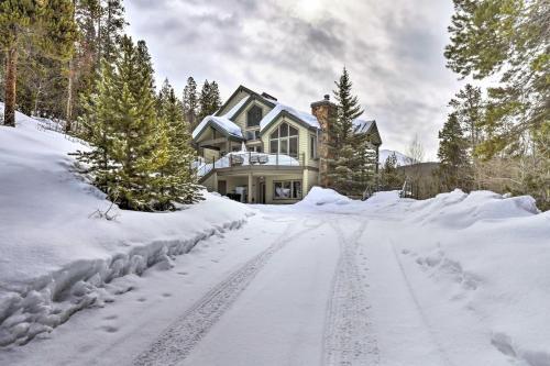Mtn Retreat With Deck, 1 Mi To Main St Breckenridge!