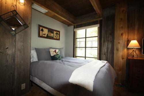 Breckenhaus Cabin