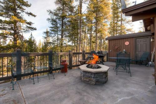 Lonestar Lodge