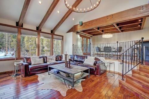 Summit Solitude Estate Home