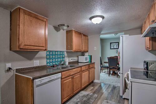 Broomfield Home With Deck And Patio, 14 Mi To Ski