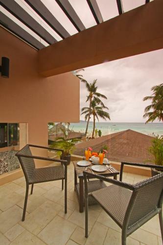 Hotel Two Seasons Boracay Resort