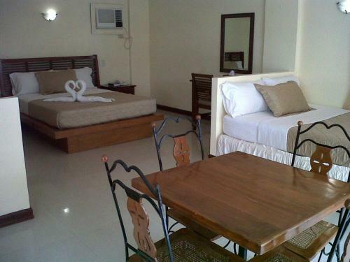 Hotel Beachcomber Resort - Boracay