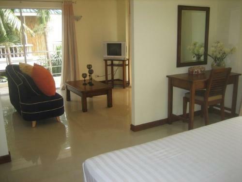 Hotel Beachcomber Resort - Boracay