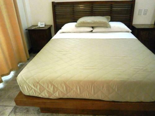 Hotel Beachcomber Resort - Boracay