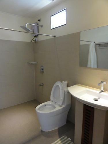 Hotel Beachcomber Resort - Boracay