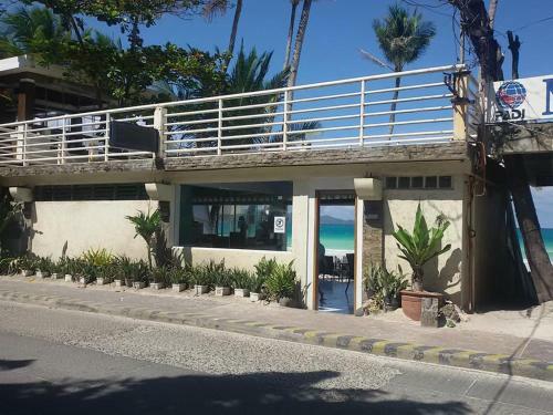 Hotel Beachcomber Resort - Boracay