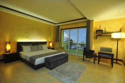 Hotel Boracay Ocean Club Beach Resort