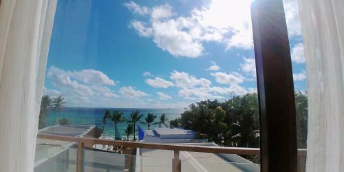 Hotel Boracay Ocean Club Beach Resort