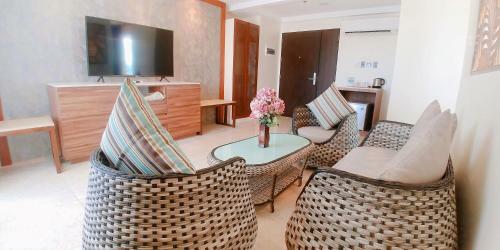 Hotel Boracay Ocean Club Beach Resort