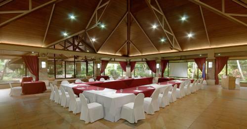 Hotel Panglao Island Nature Resort And Spa