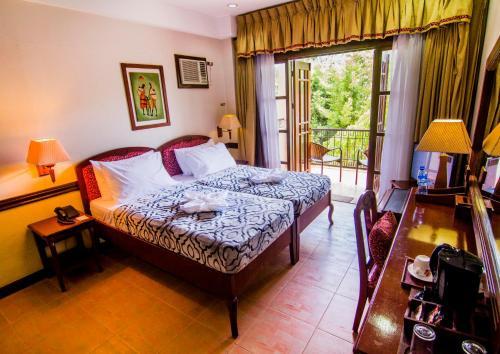 Bed & Breakfast Grand Luis Mountain Resort And Conference Centre