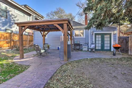 Modern Denver Apartment Walk To Dine And Shop!