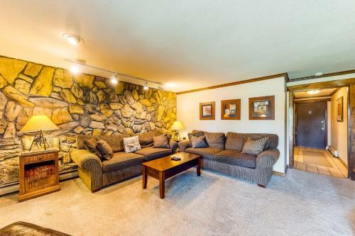 Lake Cliffe 105b