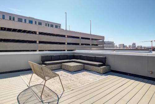 Amazingly Sleek Rino Pad - Stunning Mountain Views