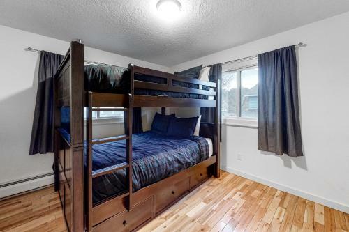 Dillon Canyon Casa