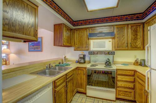 Apartamento 207 Point Dillon Condo