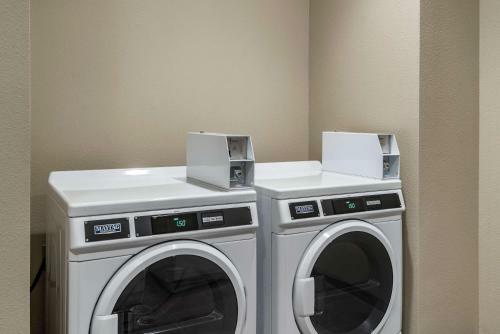 Hotel Mainstay Suites