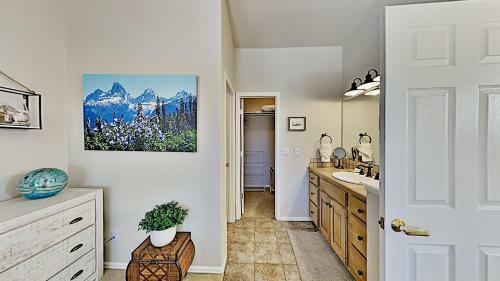 33 Corinthian Circle Home