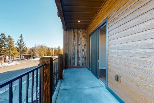 Sail Lofts 108