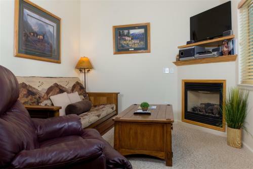 Unit 189 Longs Peak Upper Level
