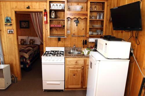 Lazy R Cottages By Rocky Mountain Resorts