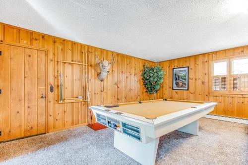 Bill And Beth's Camelot