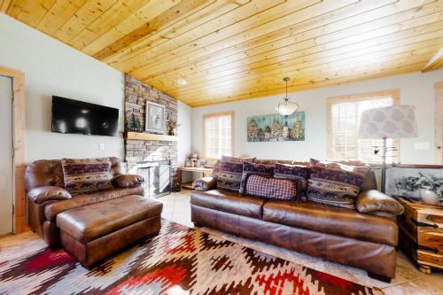 Rocky Mountain Sunshine Cabin