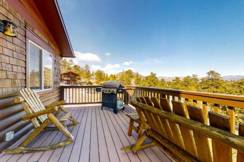 Rocky Mountain Sunshine Cabin