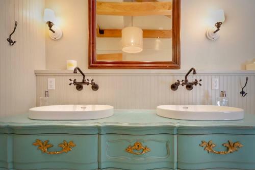 Rhapsody On Fall River Vacation Home By Estes Park Homes Home