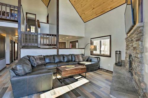 Large Fairplay Cabin With Incredible Views Near Breck