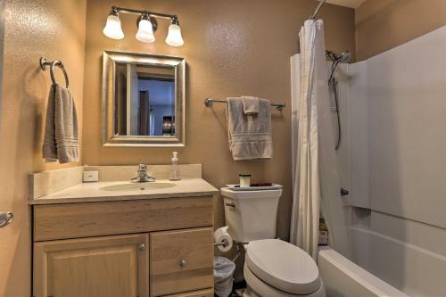 Apartamento The Jabberwocky Condo With Pool And Sauna Access
