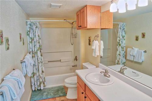Villas At Swan's Nest #701 (Condo)